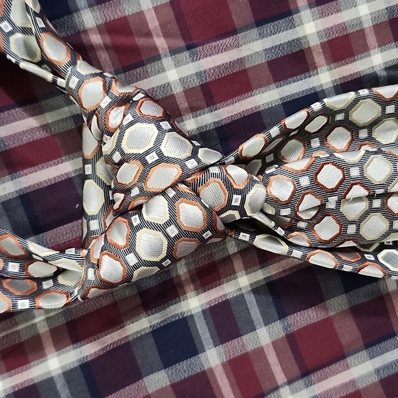 Alexander Julian Colours Men's Geometric Hexagonal Pattern Tie - Stylish Acc - Picture 2 of 6